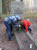 2024-Aufraeumen-Friedhof-5