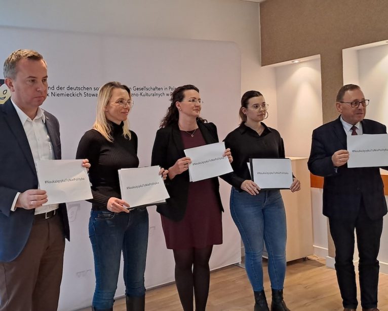 Nie uprawiajmy polityki kosztem dzieci