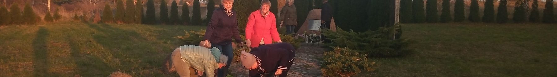 Bartenstein – Sie erinnern an die Opfer des Typhus
