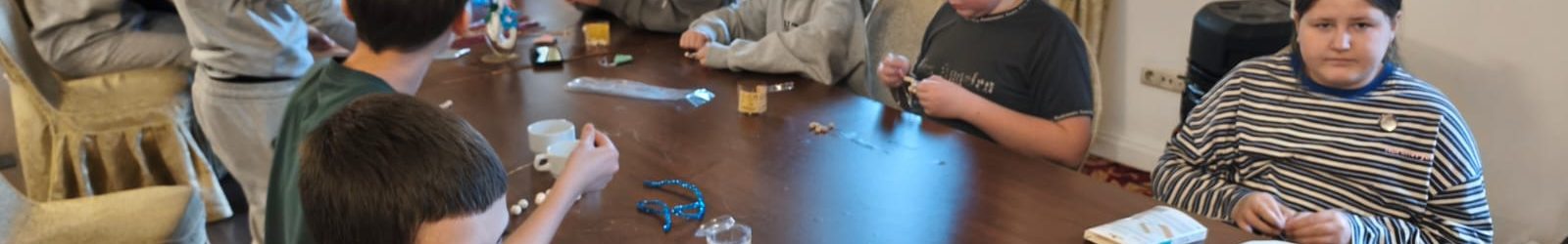 Bericht über „Advent Workshops für Kinder und Jugendliche 2025“